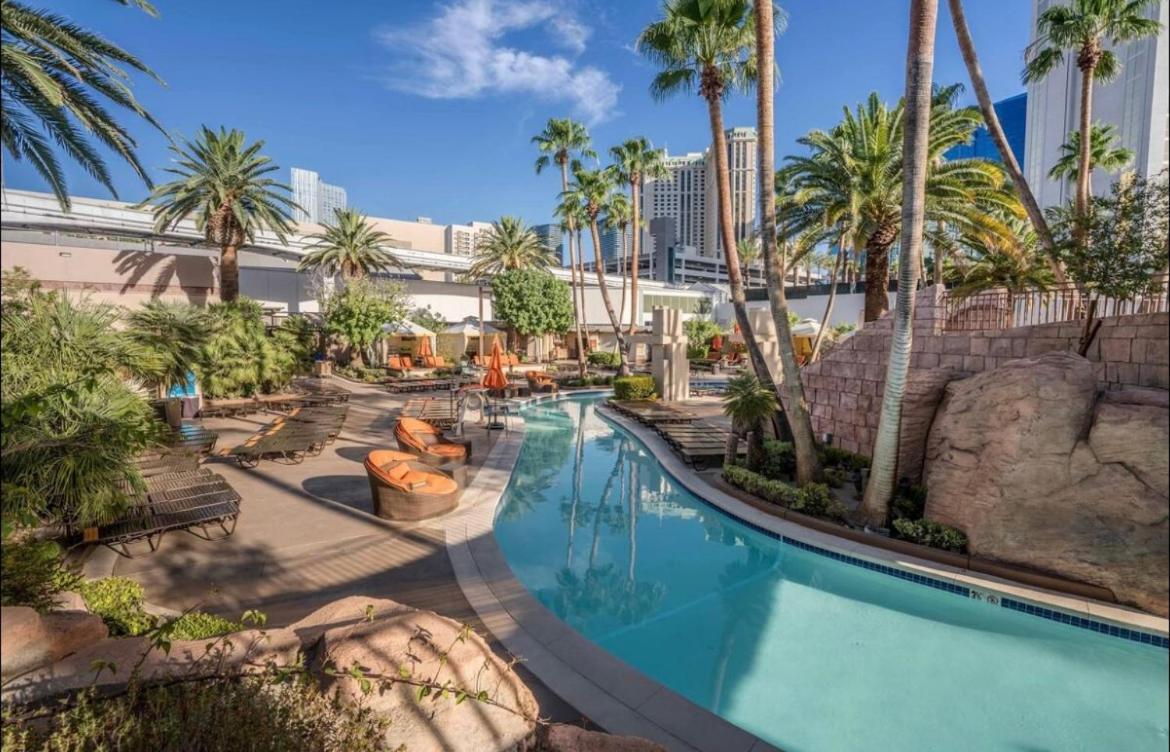Classic Suite Mgm Signature 25Th Flr Pool View Las Vegas Exterior foto
